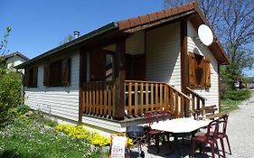 Chalet Moirans-en-Montagne, 3 pièces, 4 personnes - FR-1-654-4